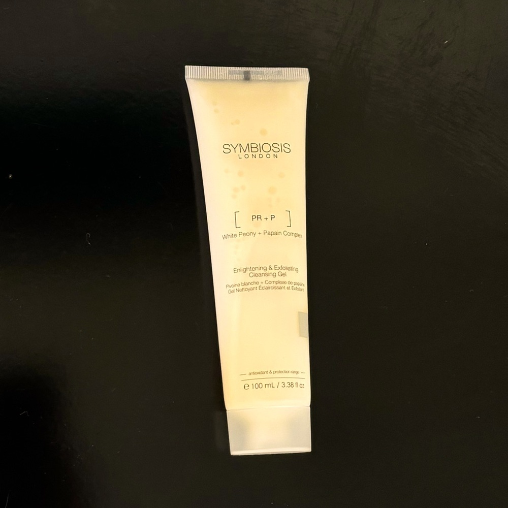 SYMBIOSIS LONDON Enlightening & Exfoliating Cleansing Gel